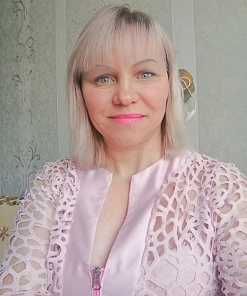 Искусная и раскрепощенная леди приглашает провести время в компании. Готова исполнить ваши самые смелые фантазии. Звоните, дорогие мужчины! 13914, 42 года