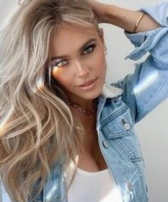 Изысканная блондинка с шикарной фигурой приглашает провести время с пользой для души и тела. Я скрою тебя лаской и страстью, отведу в мир наслаждения. Твое наслаждение - моя цель. 3178, 23 года