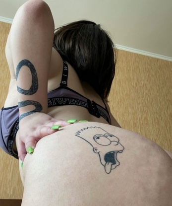 Живу в Москве и готова порадовать тебя самыми разнообразными услугами. У меня есть опыт работы, и я знаю, как подарить тебе незабываемые моменты наслаждения. Я гарантирую максимальную конфиденциальность и сохранение твоих секретов. В моем арсенале - широкий спектр возможностей для твоего удовольствия. Посмотри мои фото и отзывы, и ты увидишь, насколько я искусна в своем деле. Испытай океан наслаждения со мной. 😏💋💖 5438, 19 лет