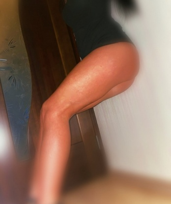 🌹 Восхитительная кокетка 🌹
📍 Живу в Москве, готова доставить тебе истинное наслаждение 🌃
💃 Креативная, нежная и опытная, я гарантирую моменты незабываемого блаженства 🌟
💋 Страстные поцелуи, ласки, эротический массаж - я знаю, как доставить тебе нирвану 🔥
🌸 Возможно все, что пожелаешь: изысканный французский, игры ролевые, стильный стриптиз 👄
💯 Мои отзывы говорят сами за себя - клиенты в восторге от моих услуг 😍
📸 Фото соответствуют действительности, абсолютно реальны 📷
💫 Встречи проходят в комфортабельной обстановке, гарантирую анонимность 💫
💥 Доверься моим умелым рукам и проведи моменты настоящего наслаждения со мной 💥 6222, 24 года